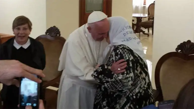 Francisco recibió a Hebe de Bonafini