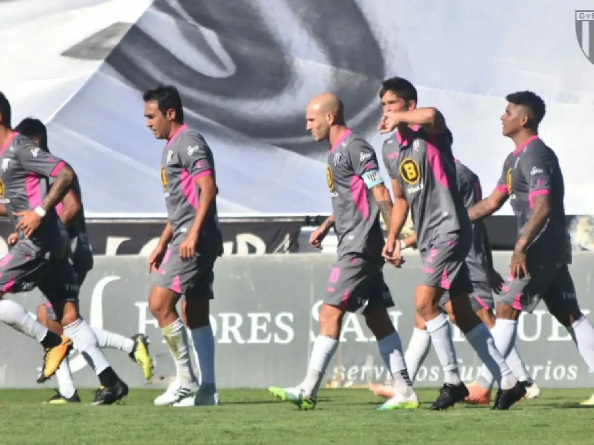 Mondino marcó el camino en el triunfo de Gimnasia (M)
