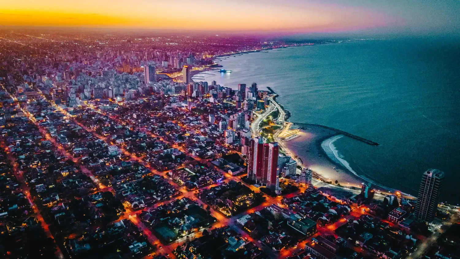 El informe señala que el turismo joven aporta dinámicas propias al funcionamiento turístico de Mar del Plata.