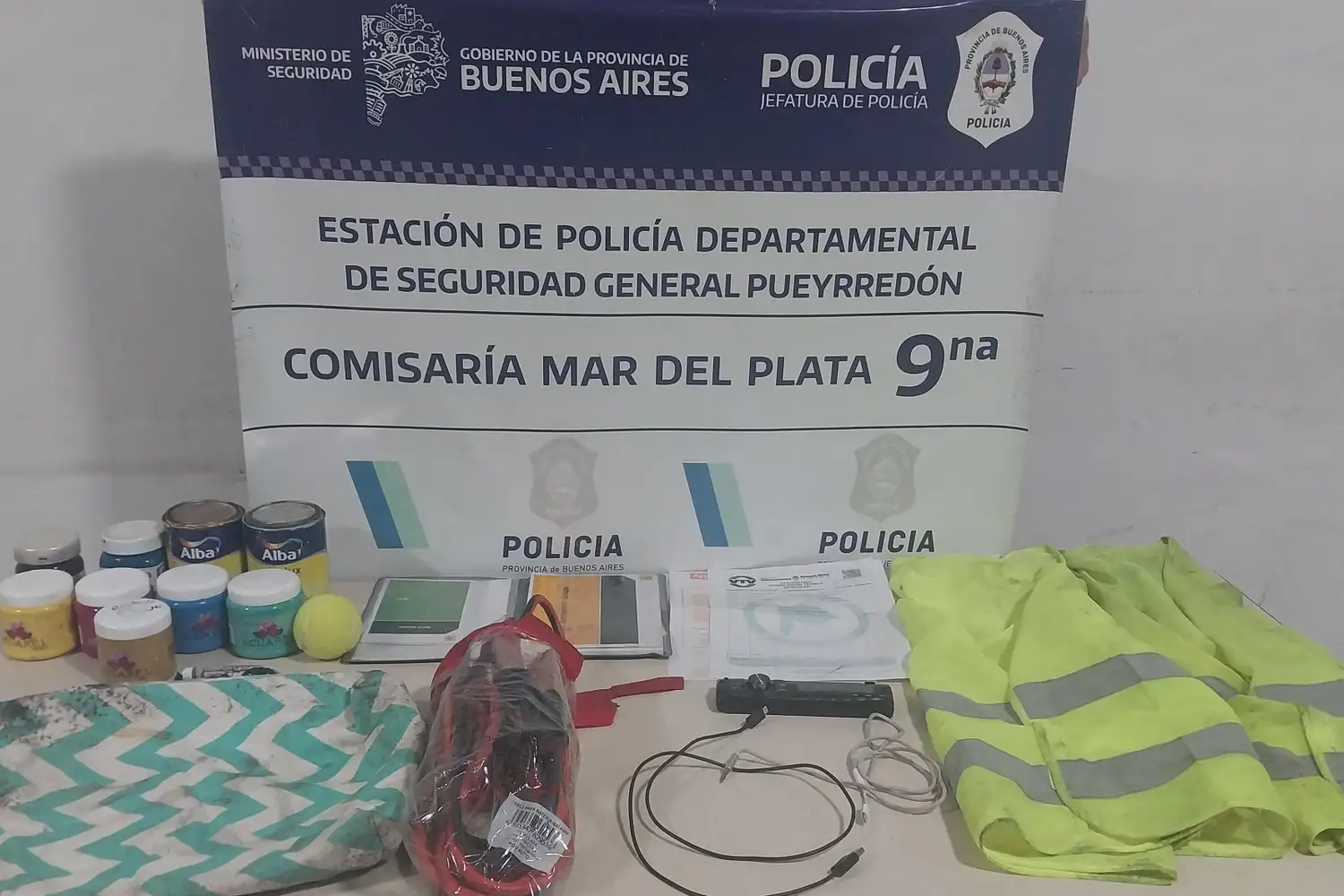Todos los objetos robados fueron recuperados por la Policía.