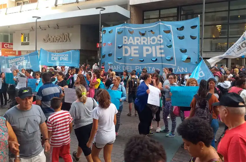 Barrios de Pie reclama por la falta de entrega de insumos para comedores