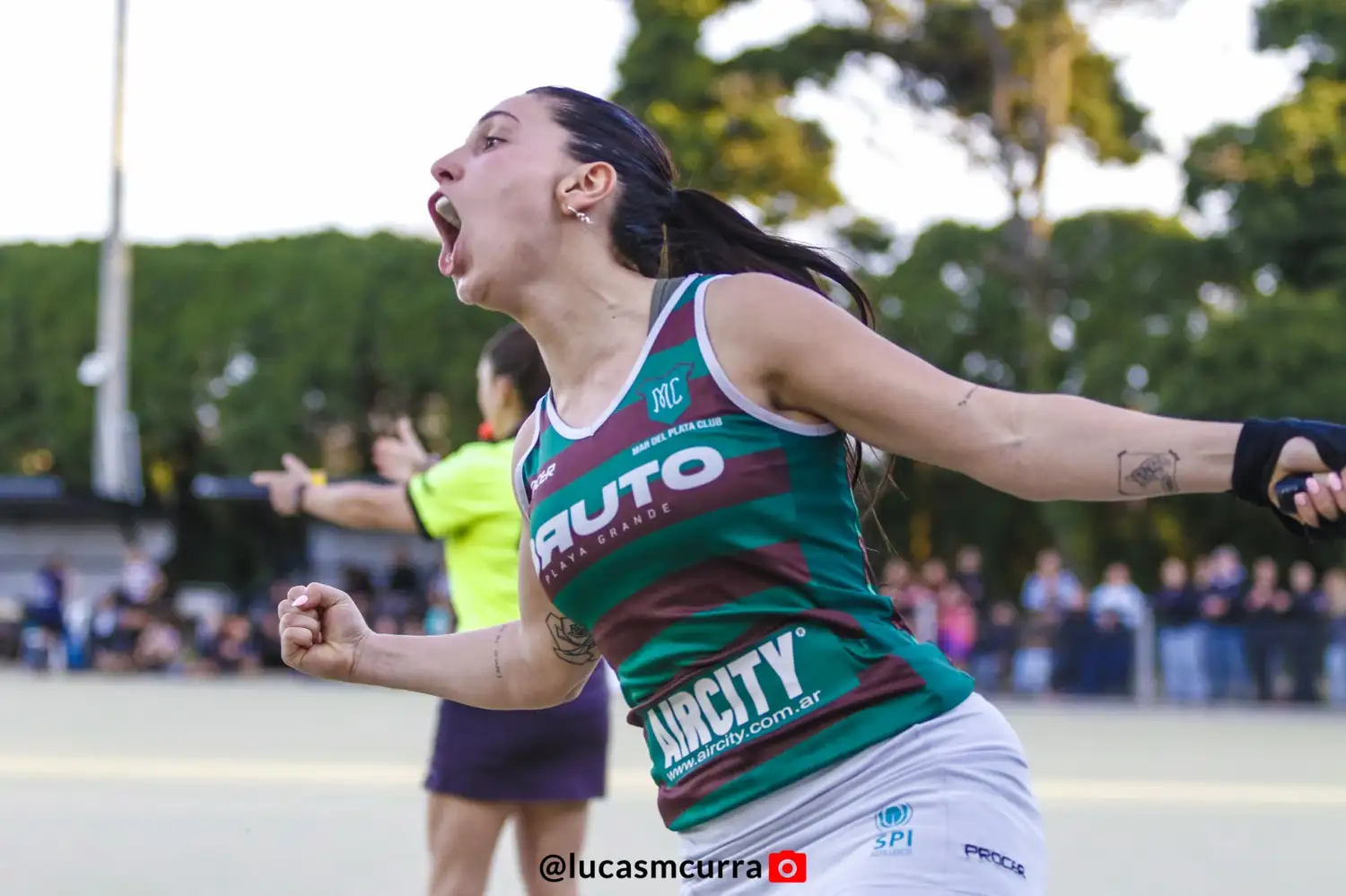 Maite Buquicchio celebrando su gol. (Foto: Lucas Curra)