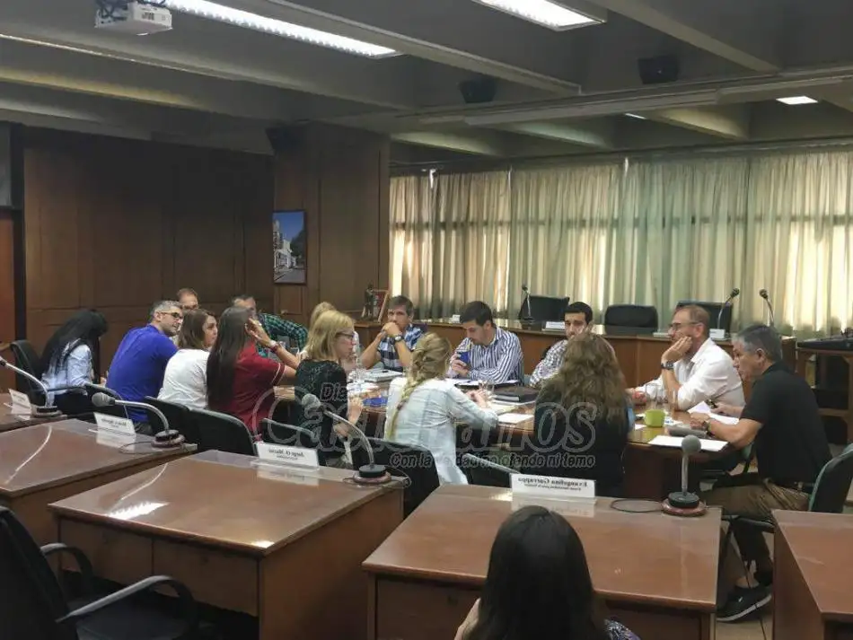 Reunión de concejales con integrantes del DEM