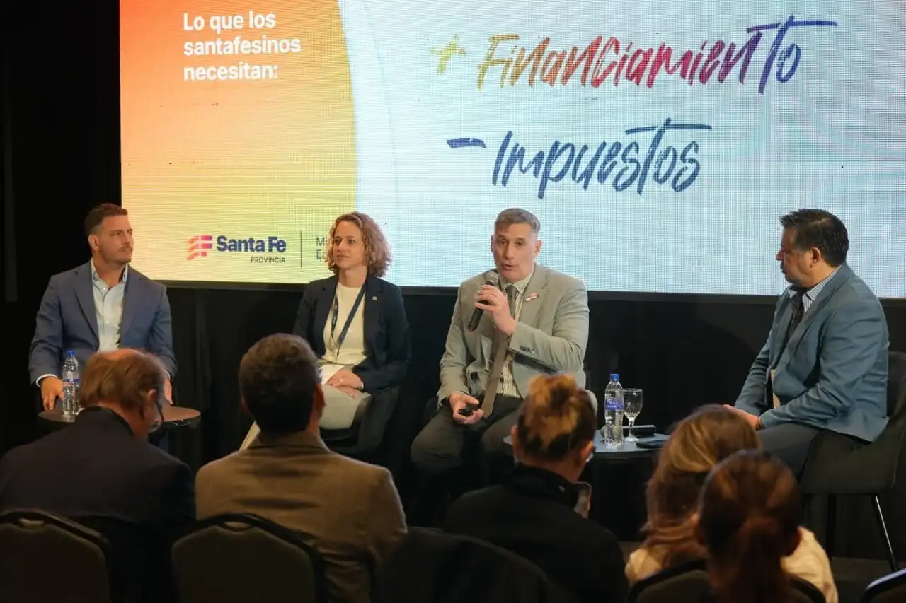 Pablo OIivares hablo en el Santa Fe Business Forum