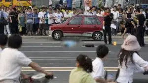 Beijing: intentó asesinar a su familia, huyó en auto, atropelló y mató a seis personas