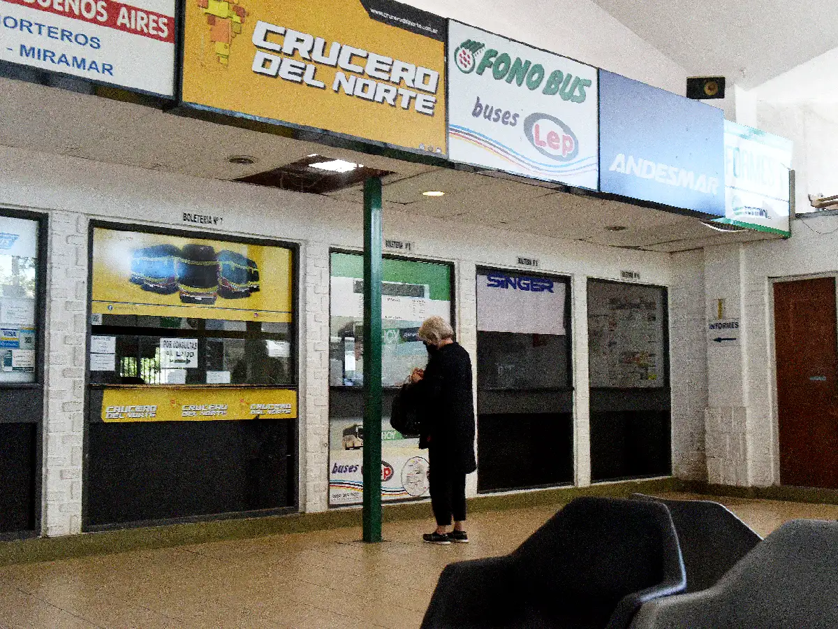 Crisis del transporte: comparten boleterías para reducir gastos 