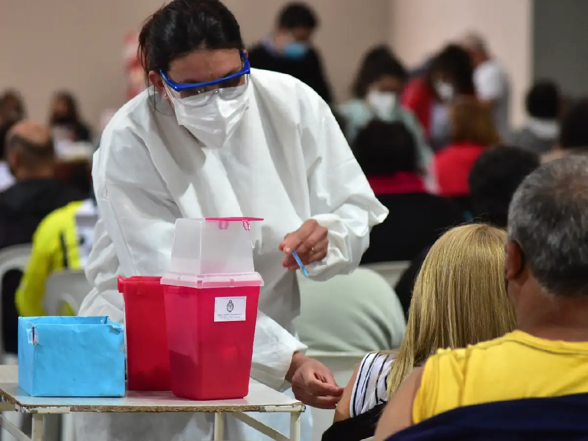 Córdoba: son 370 mil los no vacunados y podría haber un impacto en el sistema de salud