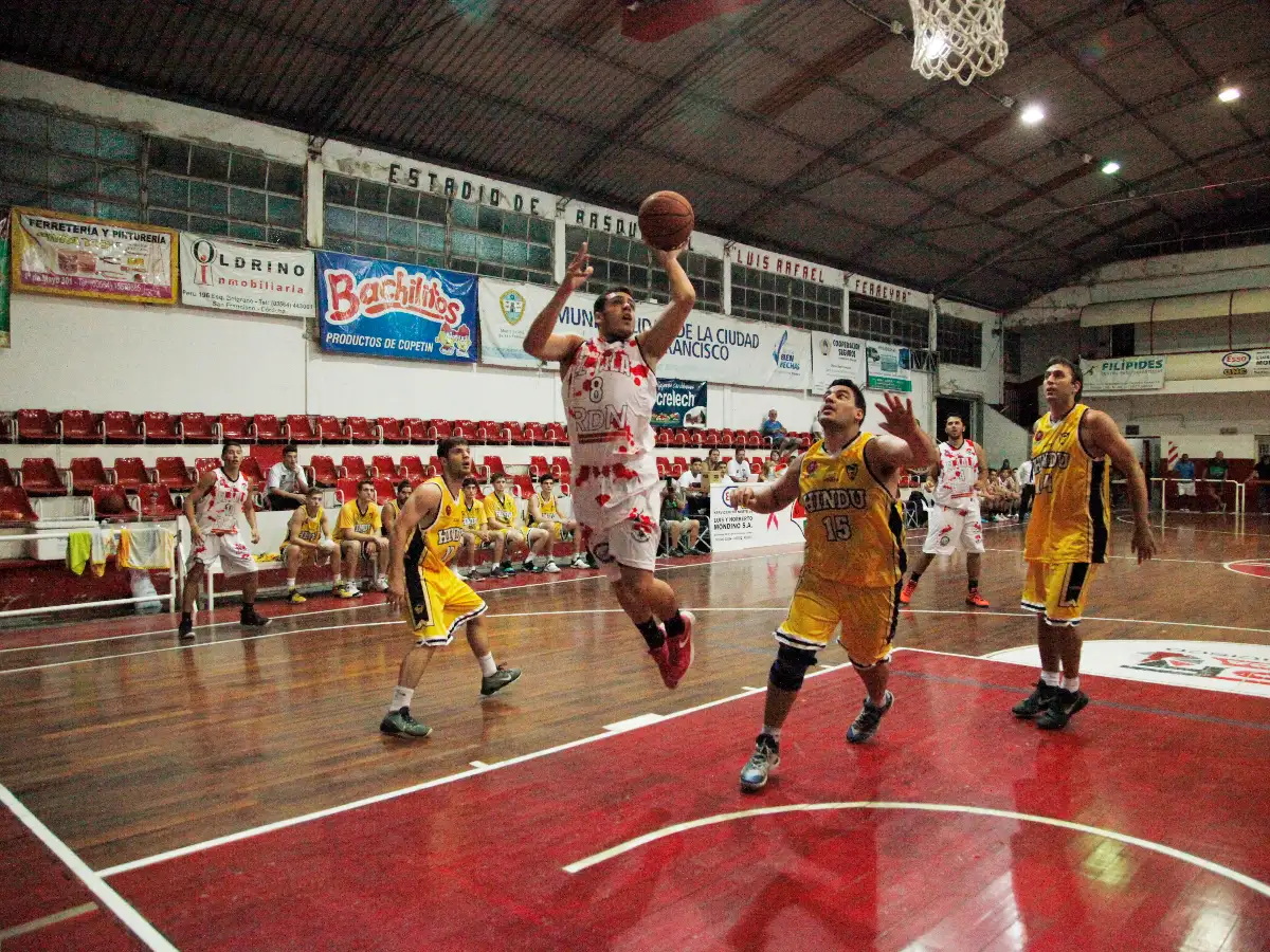 El Tala recibe a un rival temible