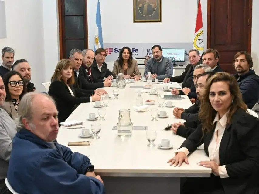 La reunión se desarrolló este miércoles en la sede del Ministerio de Trabajo.