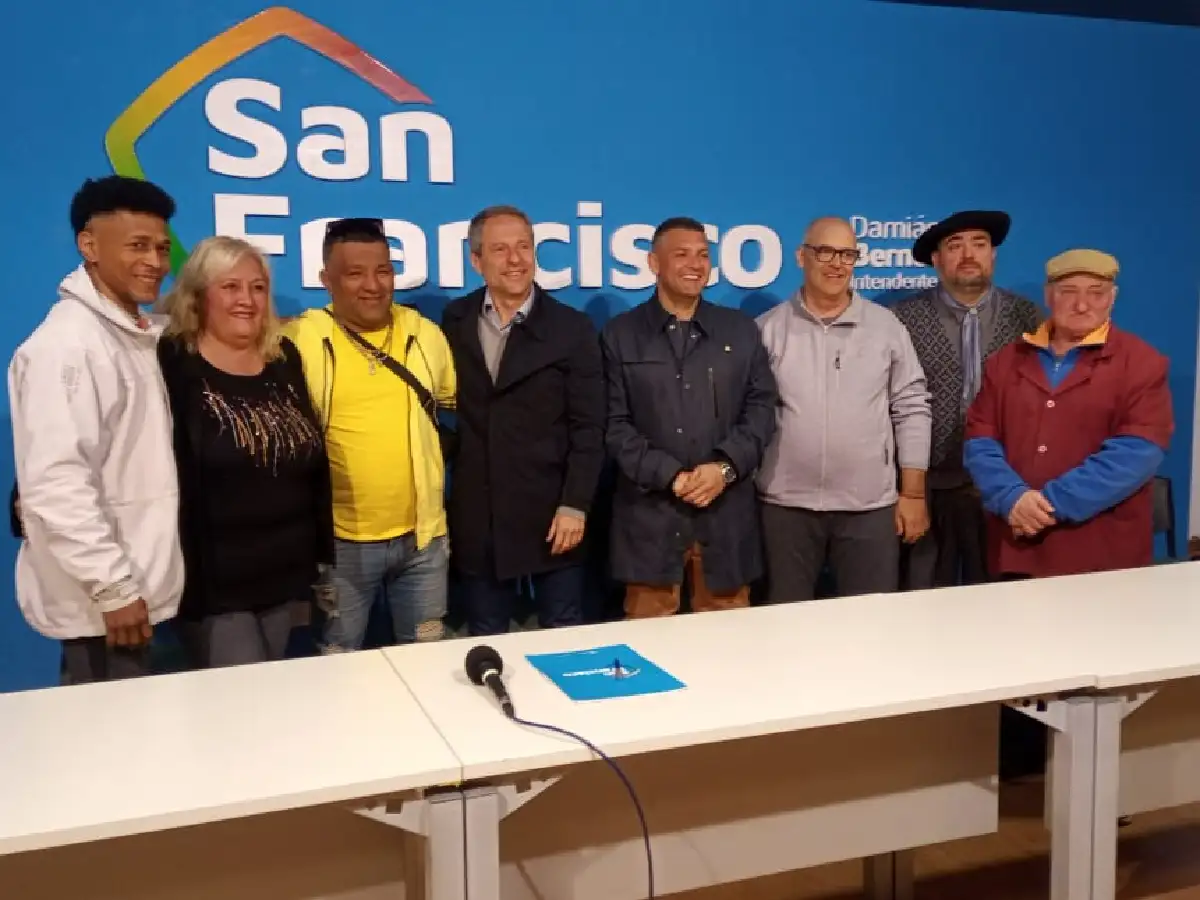 La ciudad festejará su cumple con el show de La Barra en la Plaza Cívica