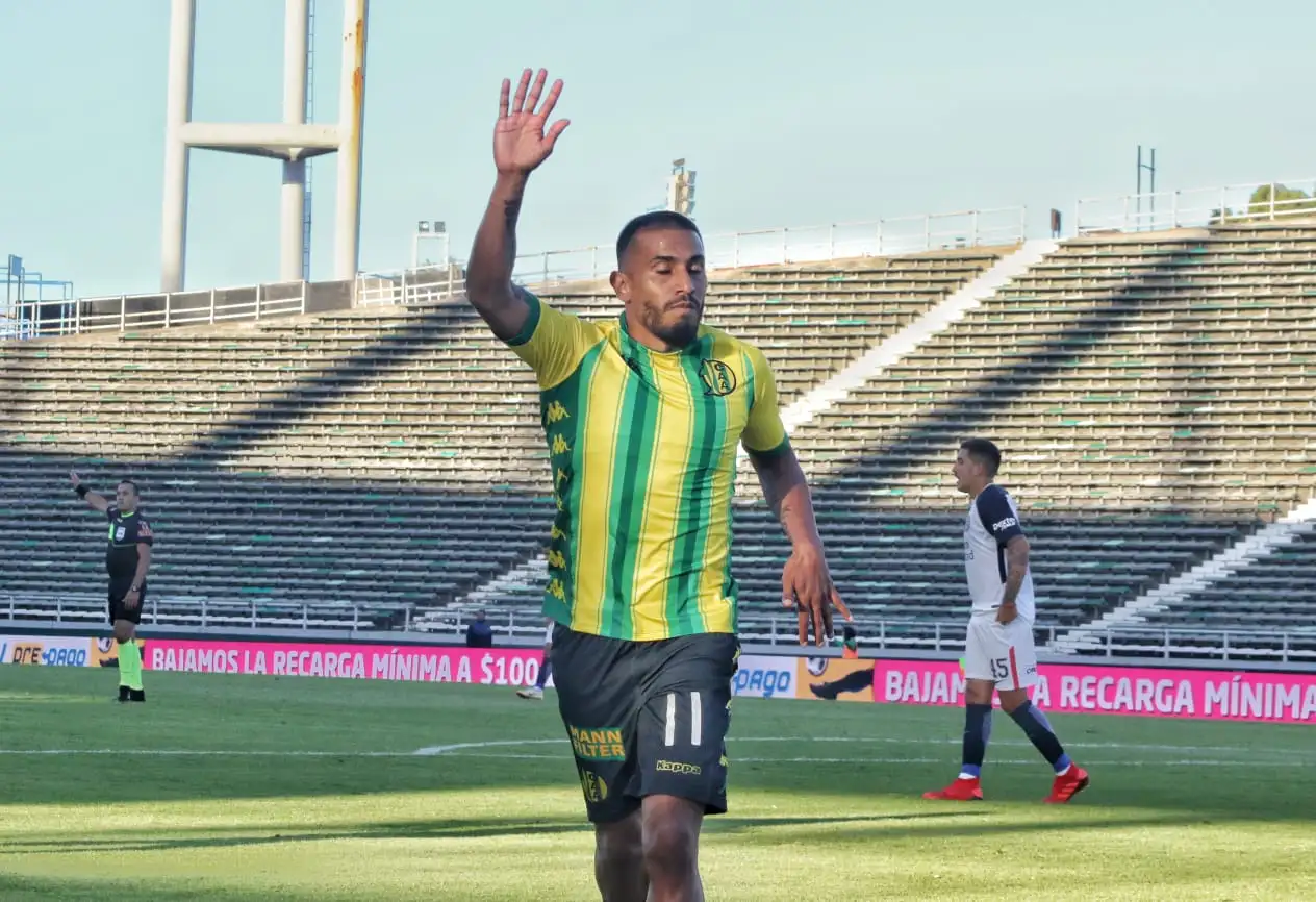 Aldosivi empató sobre el final ante San Lorenzo