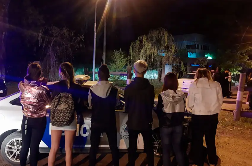 No escarmientan: en 48 horas organizan dos fiestas clandestinas en la misma casa