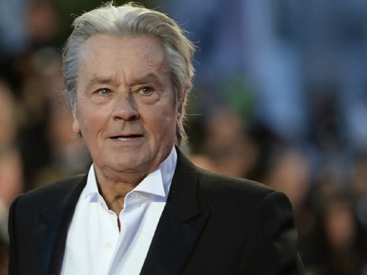 Alain Delon pidió a la familia terminar con su vida a través de eutanasia