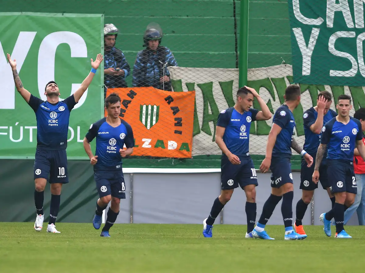 Talleres pisó fuerte en cancha de Banfield