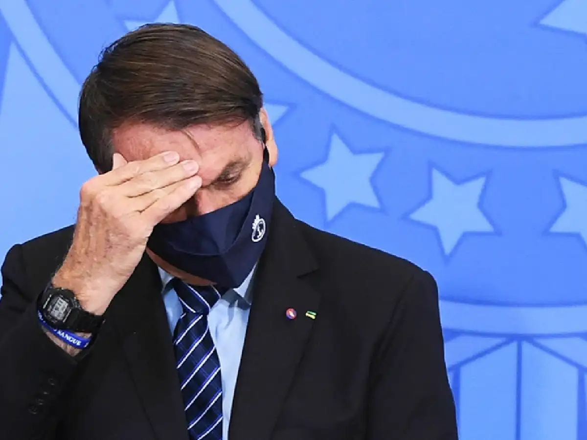 La popularidad de Bolsonaro cayó a su nivel más bajo, tras la segunda ola de coronavirus
