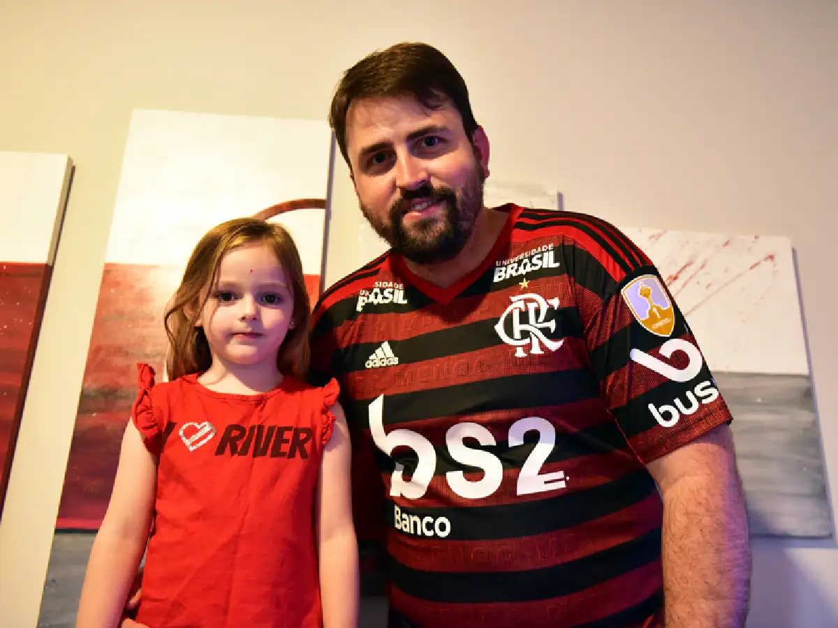 Pasiones opuesta: Es brasileño e hincha de Flamengo, pero su familia de River