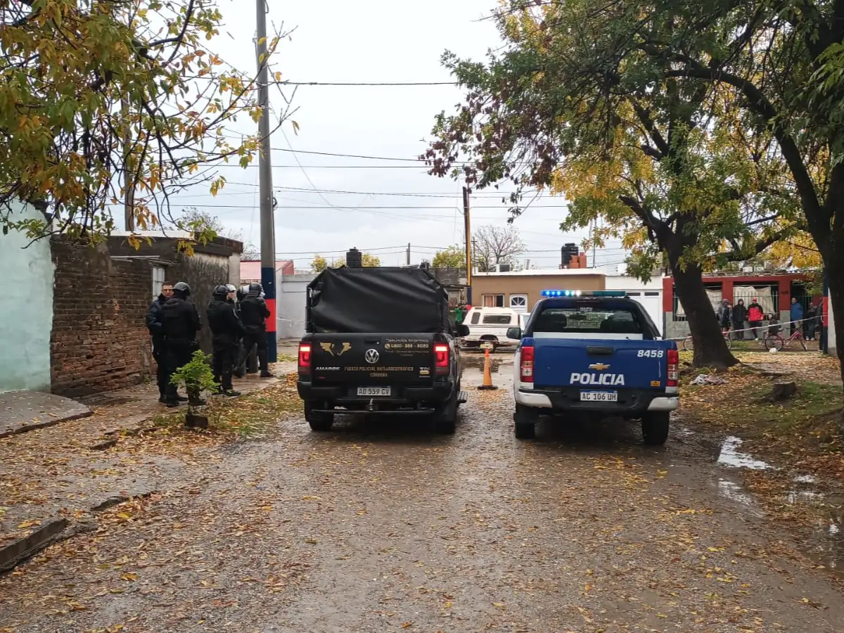 La FPA desarticuló un kiosco de cocaína en barrio Parque: hay 4 detenidos 