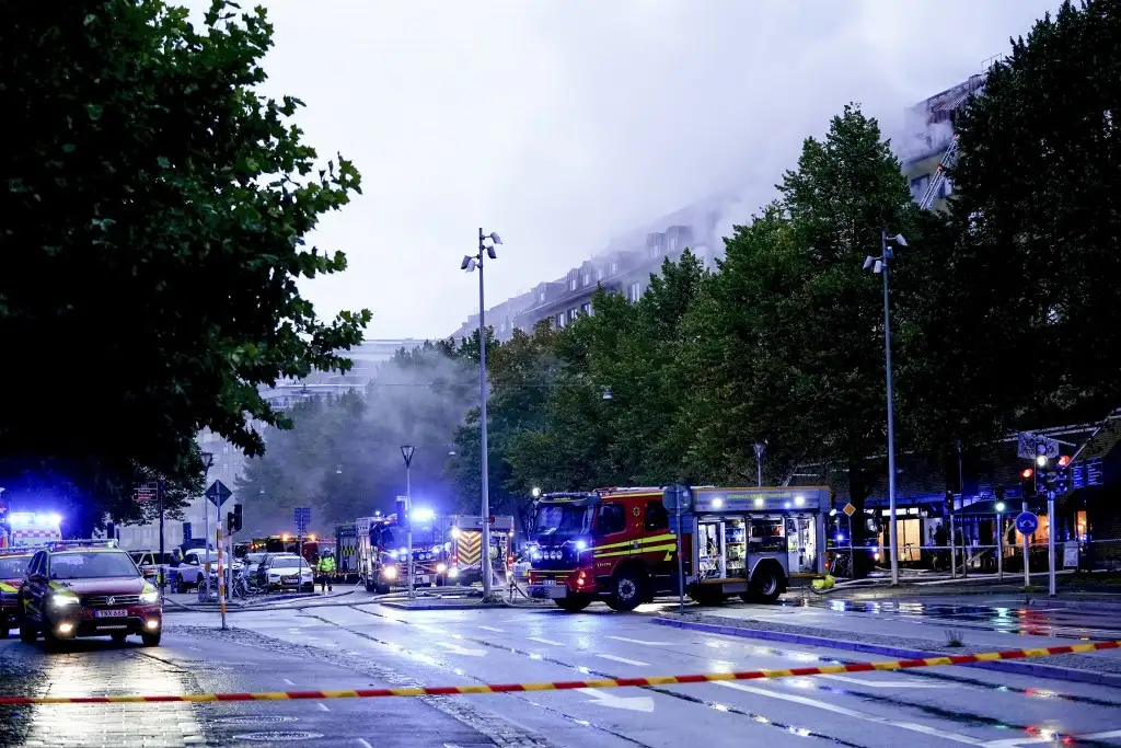 Más de 20 personas resultaron heridas tras una explosión en un edificio en Suecia