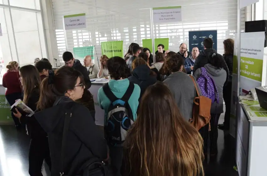 Feria de empleo: el municipio ofreció capacitaciones