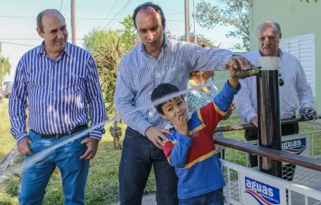 Todos los vecinos de Pompeya tienen acceso al agua potable
