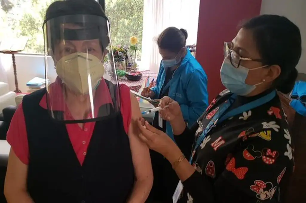Coronavirus: Ecuador se convierte en el primer país latinoamericano donde será obligatorio vacuanarse