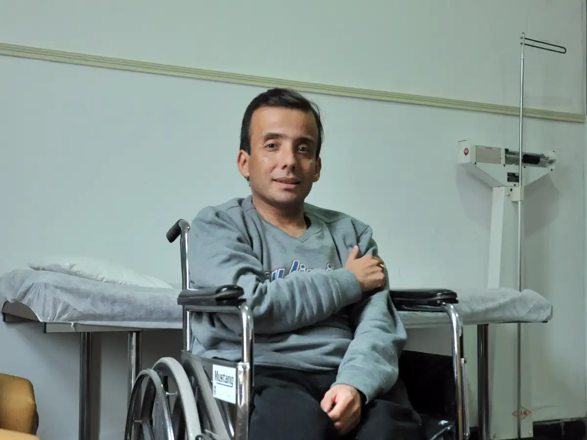  La vida en diálisis: "No me siento atado a una máquina, es la posibilidad de seguir viviendo"