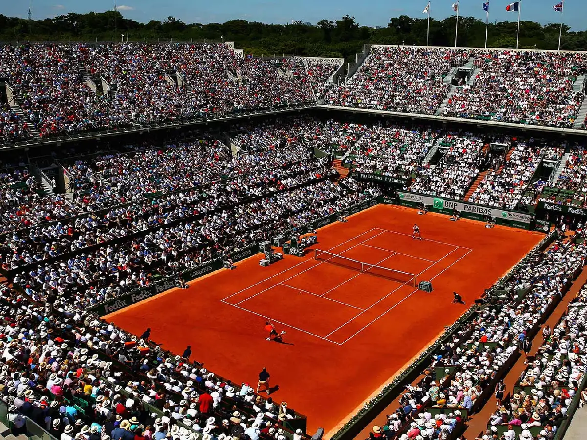 En Francia no descartan que Roland Garros se juegue a puertas cerradas