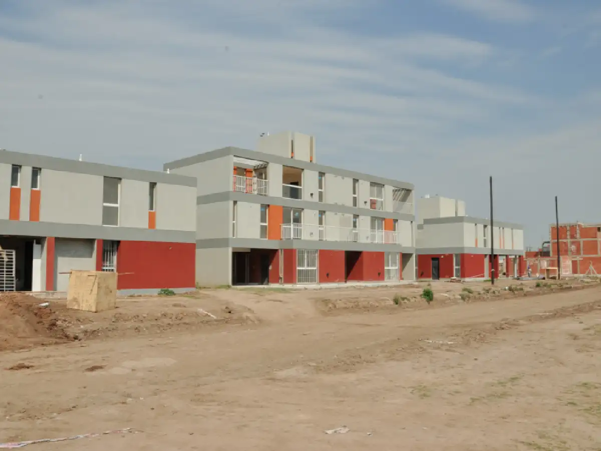 Lo detuvieron por robar cerámicos del complejo Procrear