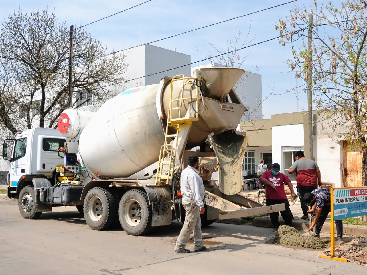 El municipio anunció que tapará los baches del Camino Interprovincial