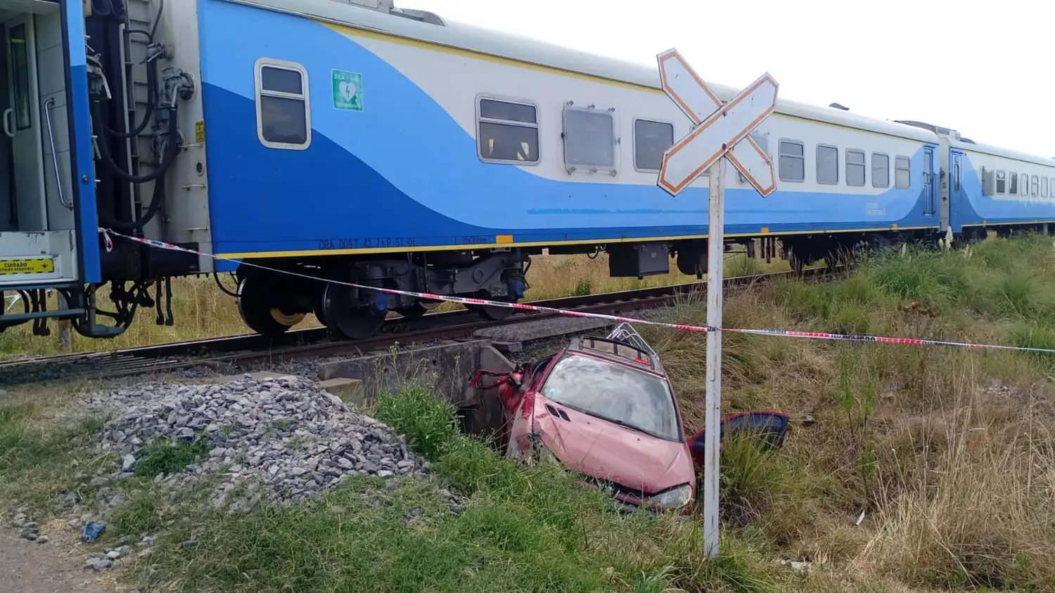 El accidente dejó como saldo la muerte de un joven de 23 años y dos personas heridas.