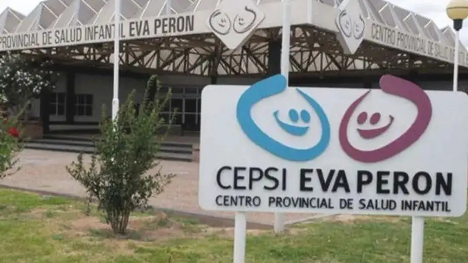 Un nene de 3 años sufrió un paro cardíaco tras quedar atrapado entre los barrotes de una cama
