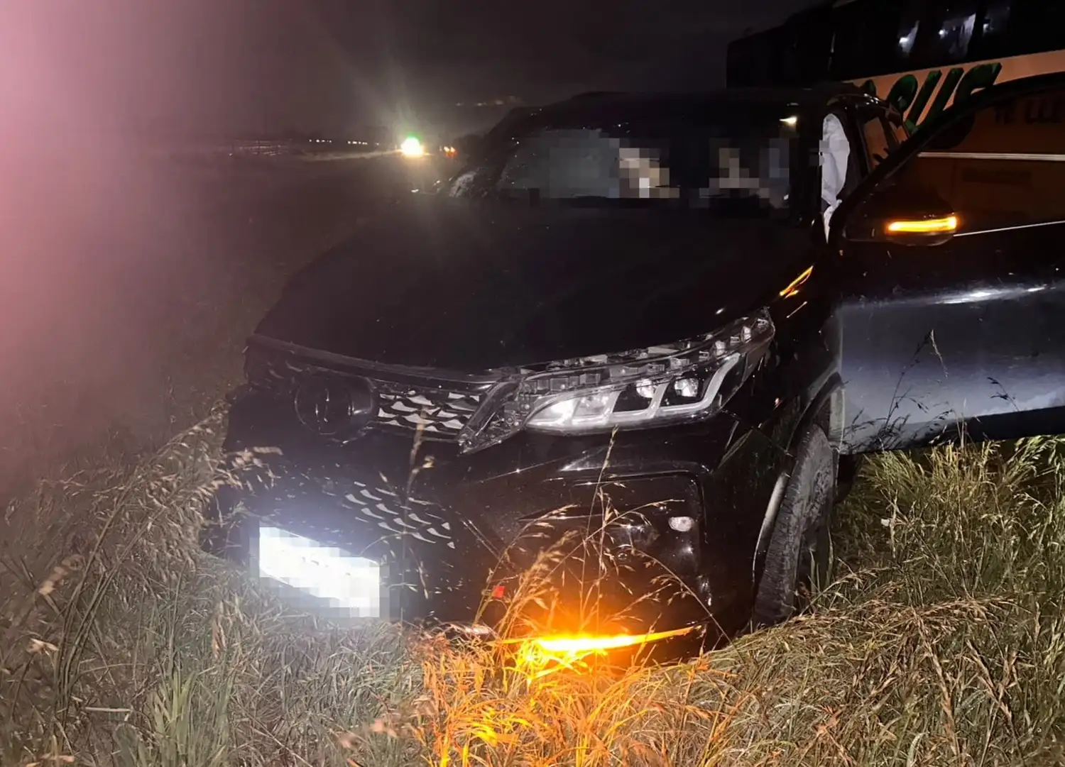 Una motociclista murió tras ser chocada por una camioneta y luego embestida por un colectivo cerca de Devoto