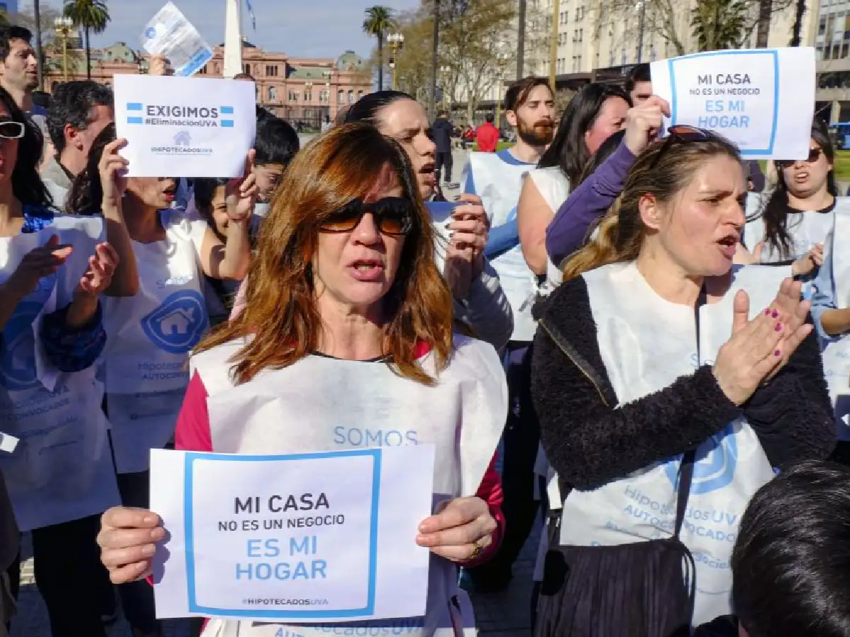Créditos hipotecarios UVA: el gobierno anunció facilidades para pagar tras el aumento de las cuotas 