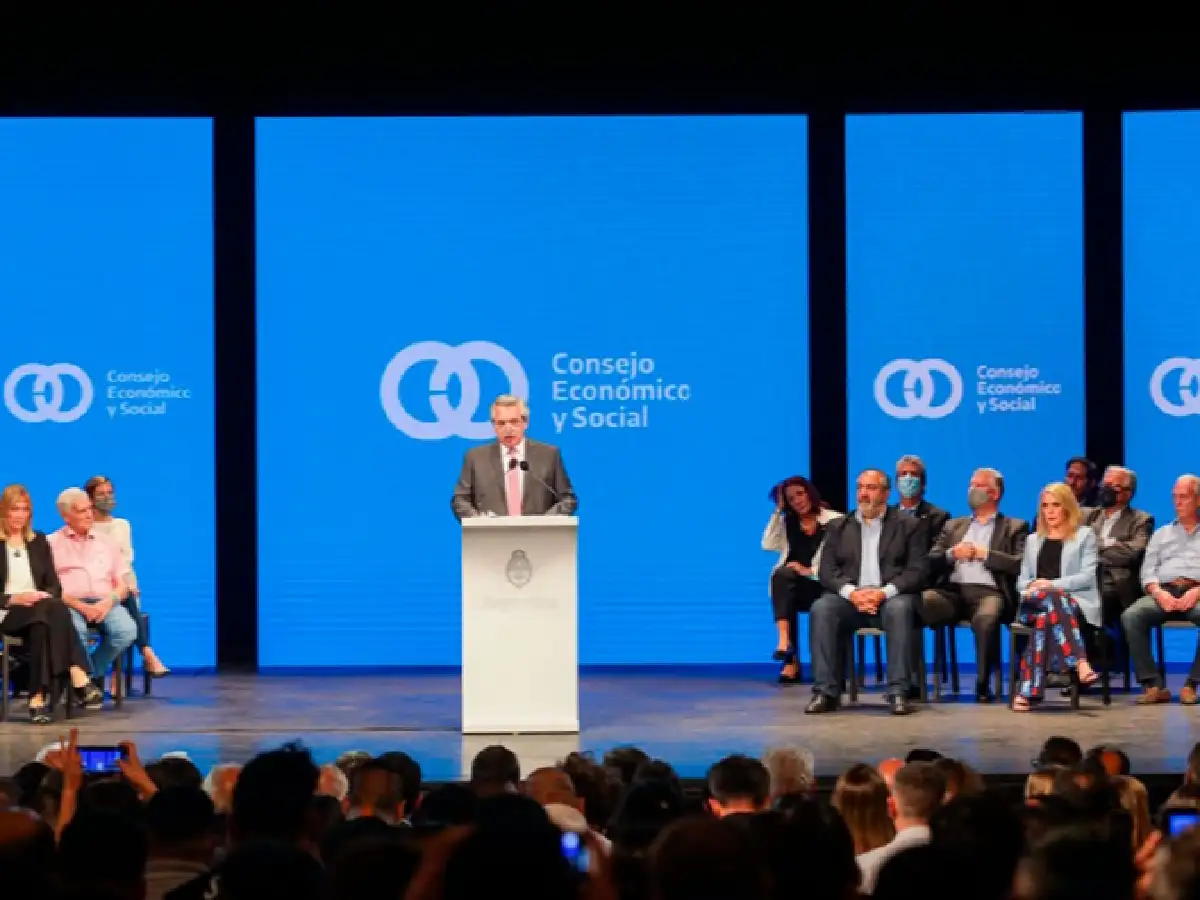Fernández pidió "discutir sobre el mejor diseño de la Corte Suprema"