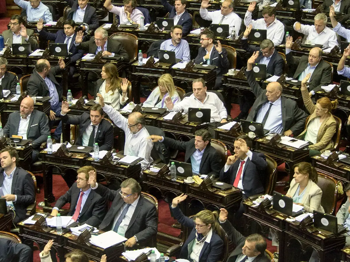 Oficialismo de diputados buscará mañana emitir dictamen del proyecto de presupuesto 2018