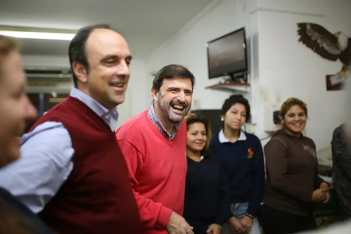 Cientos de jóvenes dan su primer paso en el mundo laboral