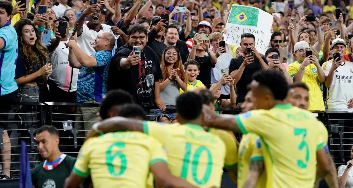 Brasil goleó y quedó a un paso de clasificar. Fotos: USA TODAY Sports