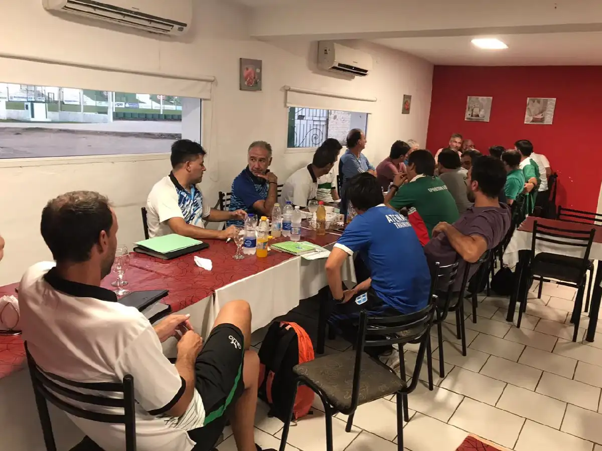 Los juveniles ya piensan en el nuevo torneo regional