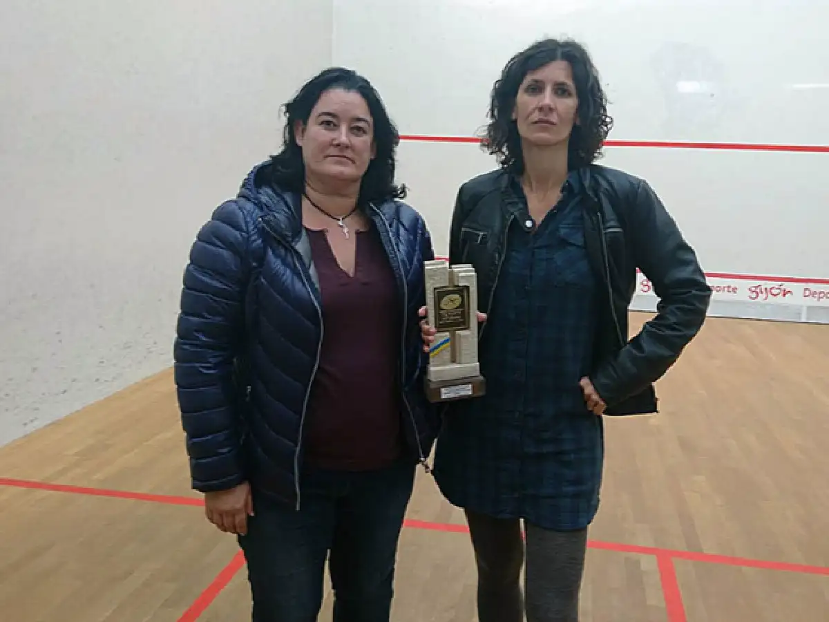 Ganaron un campeonato pero las premiaron con cera depilatoria y un vibrador