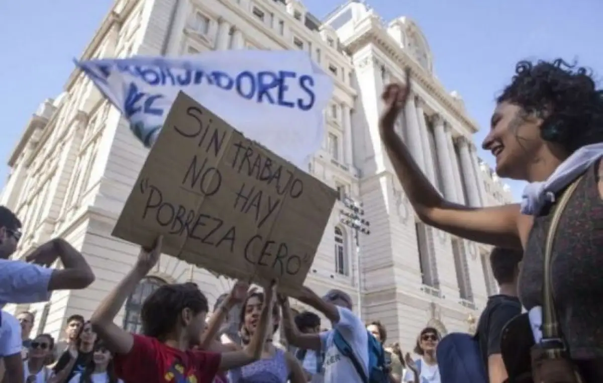 Nación desmiente que esté prevista una nueva "ola de despidos"
