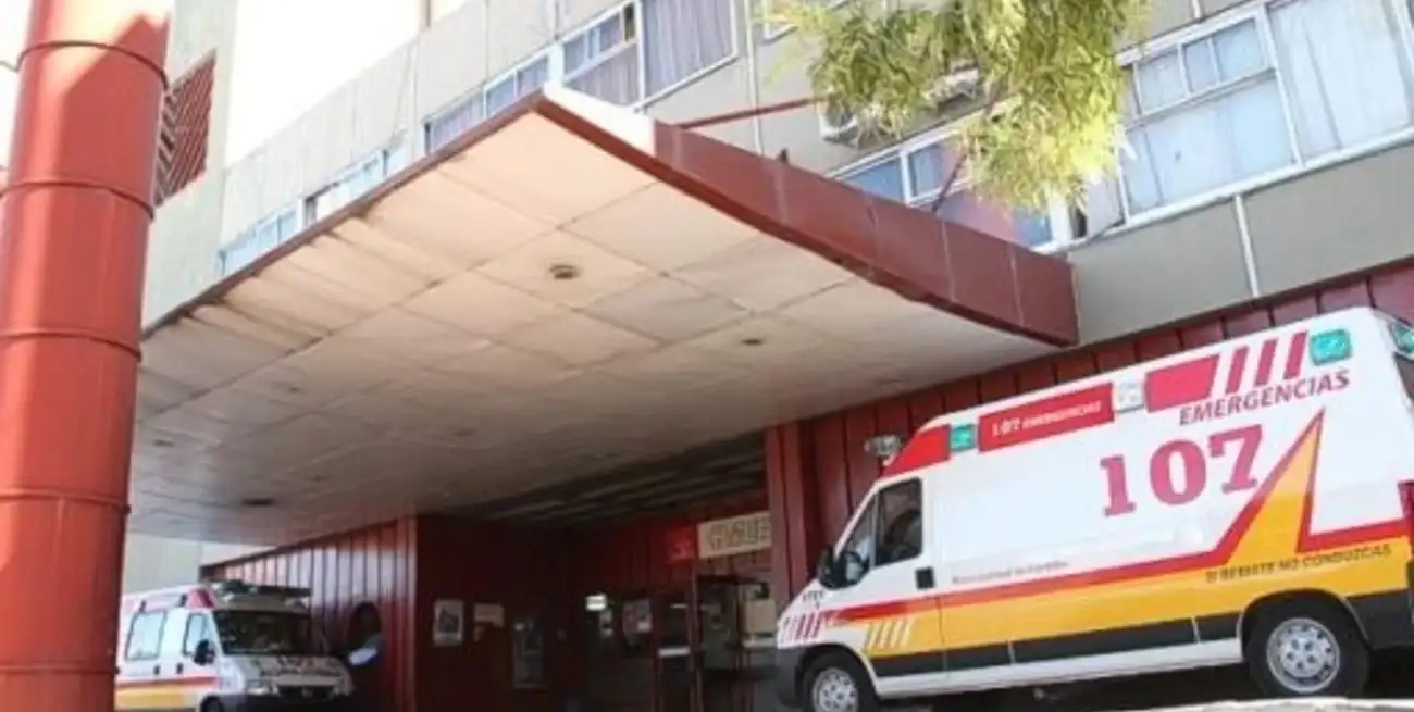 El hombre se encuentra internado en el Hospital de Urgencias, de gestión municipal.