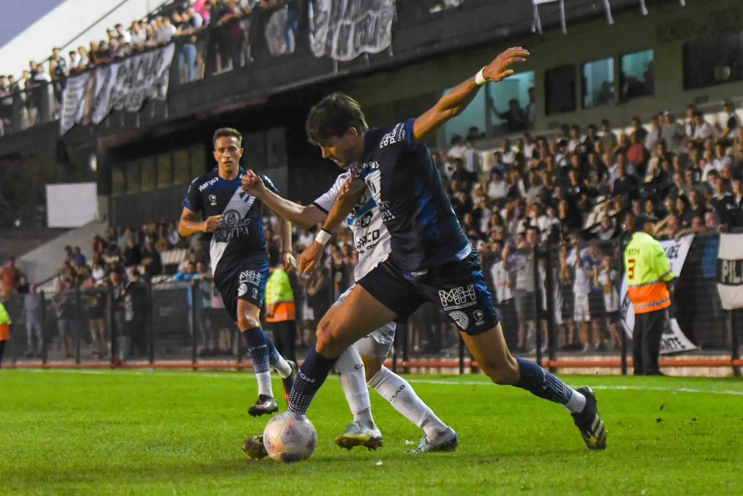 Alvarado concentra con el regreso de Robledo