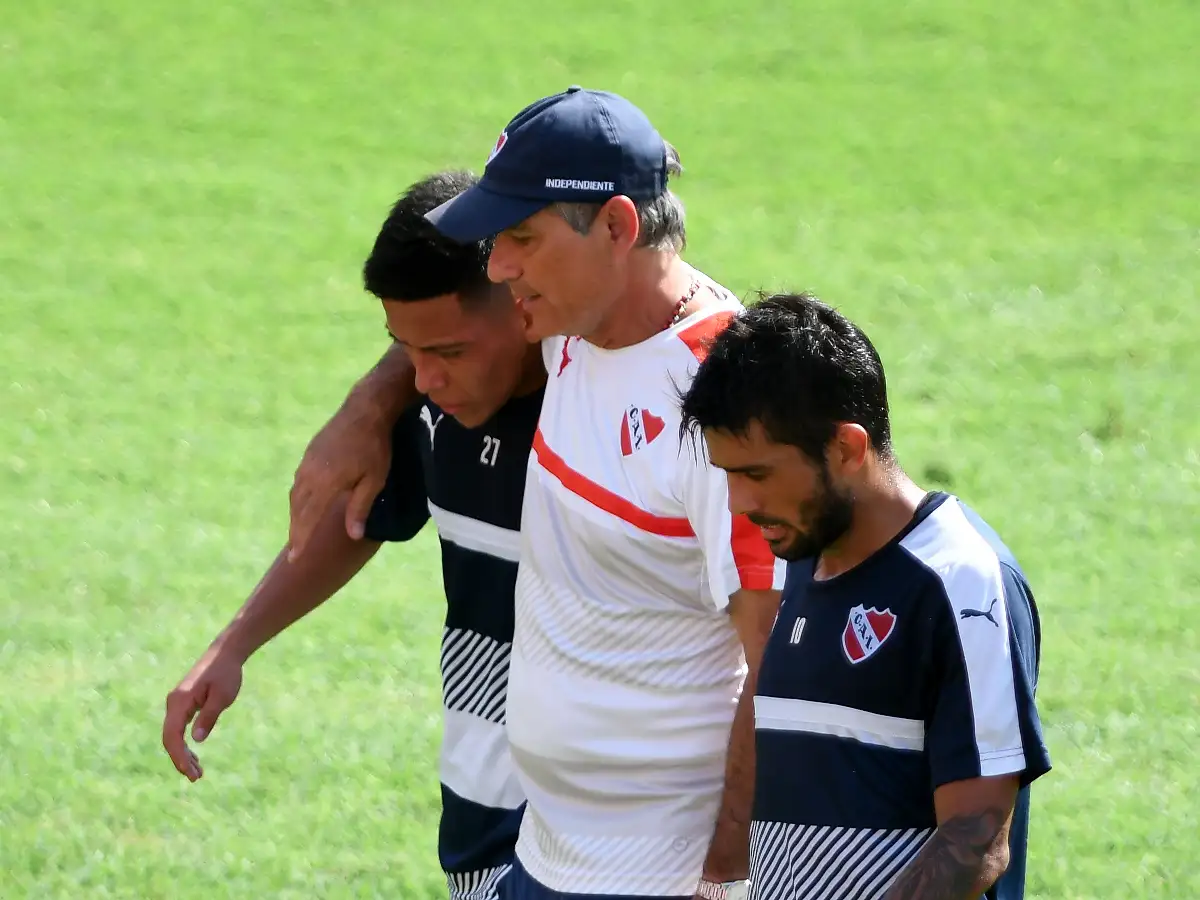 Holan apuesta  por “el equilibrio”