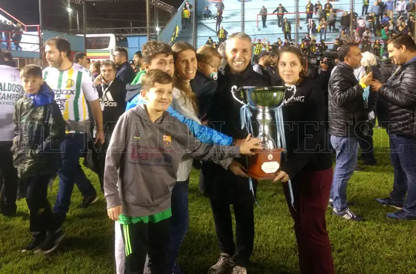 Álvarez: "El ascenso es de los jugadores"