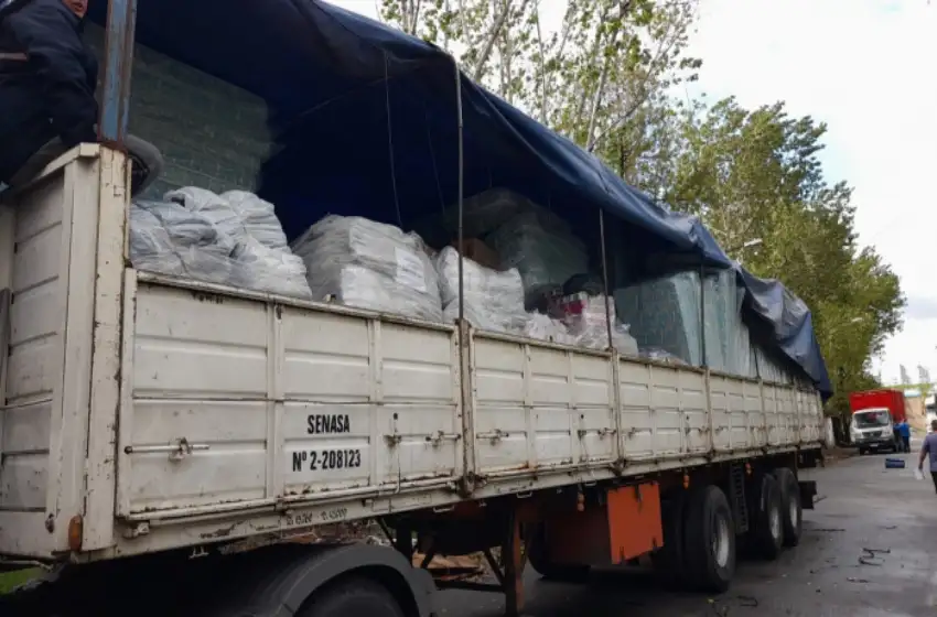 Temporal en Bahía Blanca: trabajan en la asistencia de los damnificados