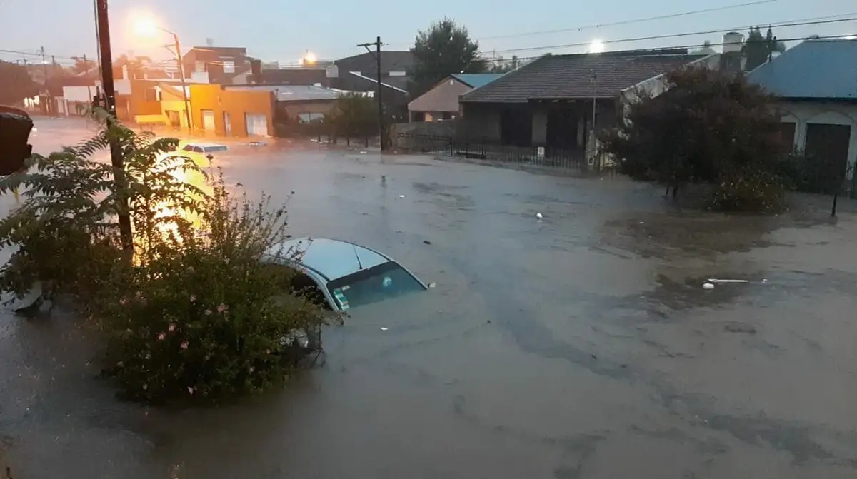 El desolador panorama de esta mañana en Bahía Blanca