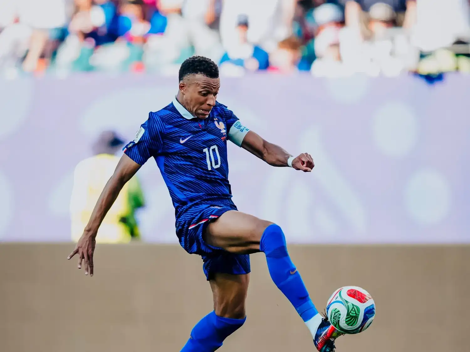 Francia sufrió ante Paraguay, pero Mbappé la metió en cuartos de final del Mundial 2026