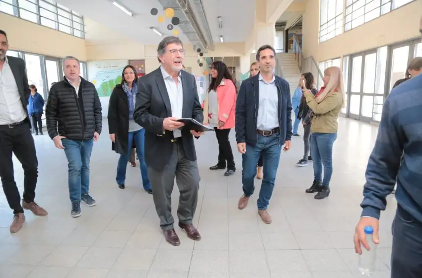 Sileoni cruzó a Vidal y le recordó su gestión tras denunciar falta de clases en escuelas bonaerenses