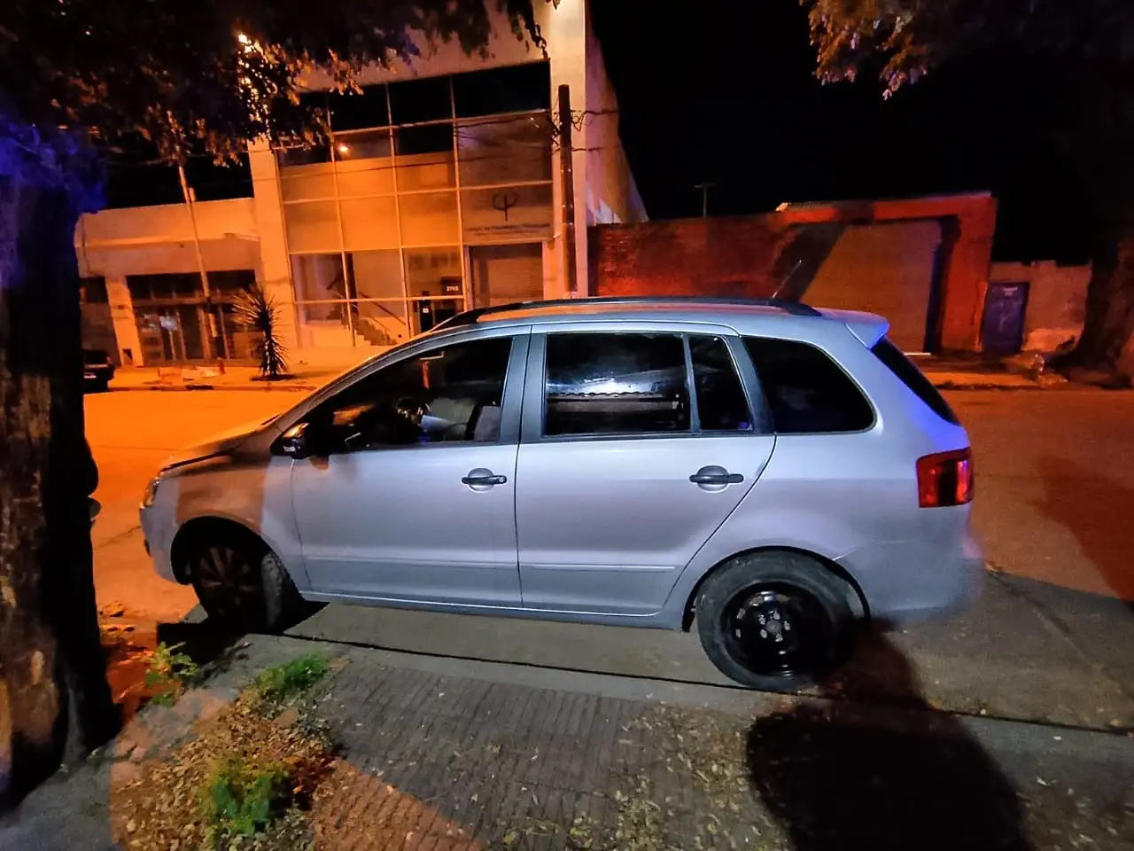 El dueño del vehículo había olvidado cerrarlo con llave.