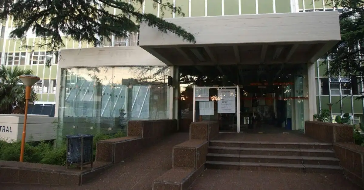 Docentes universitarios realizarán un paro este martes